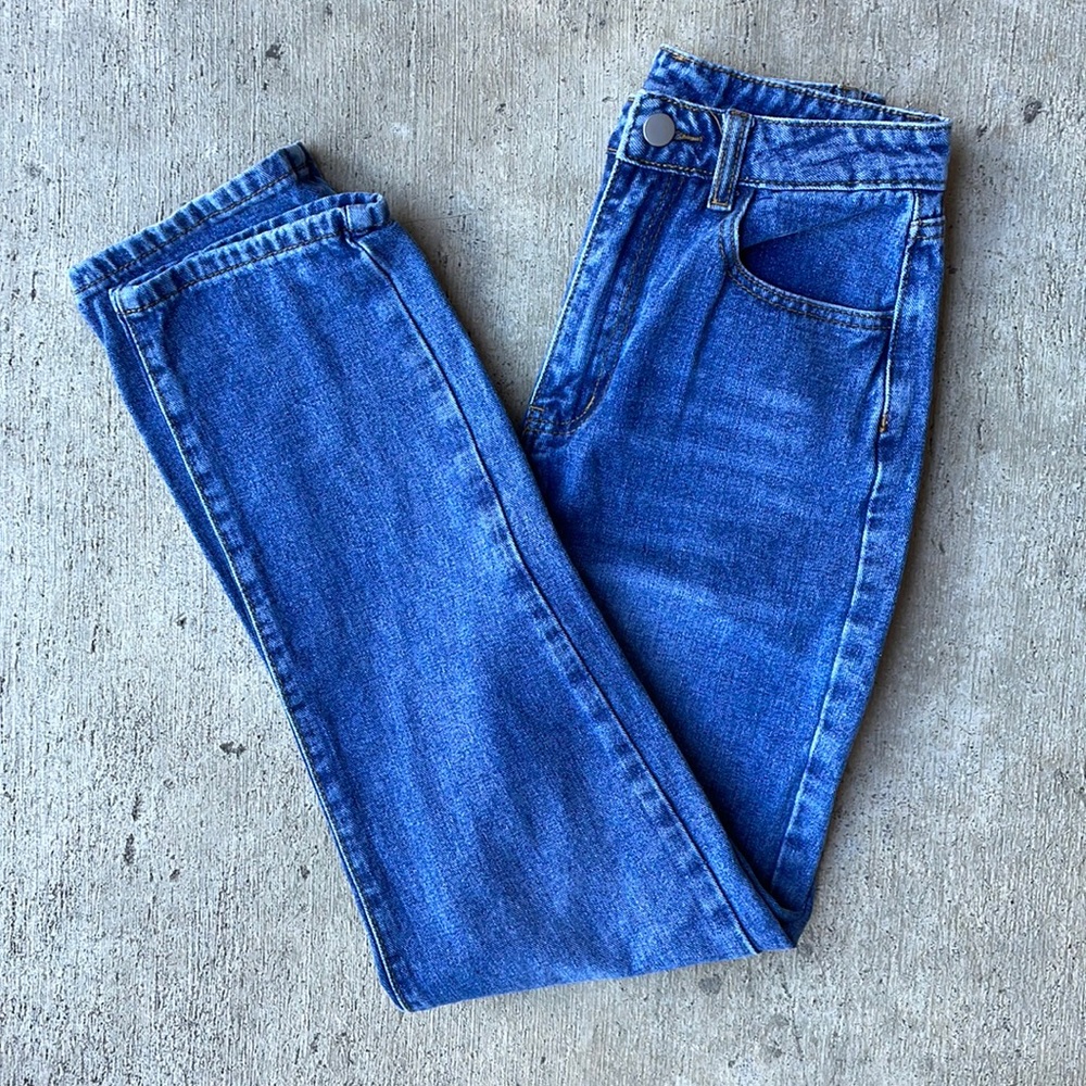 Medium Wash High-Rise Mom Jeans